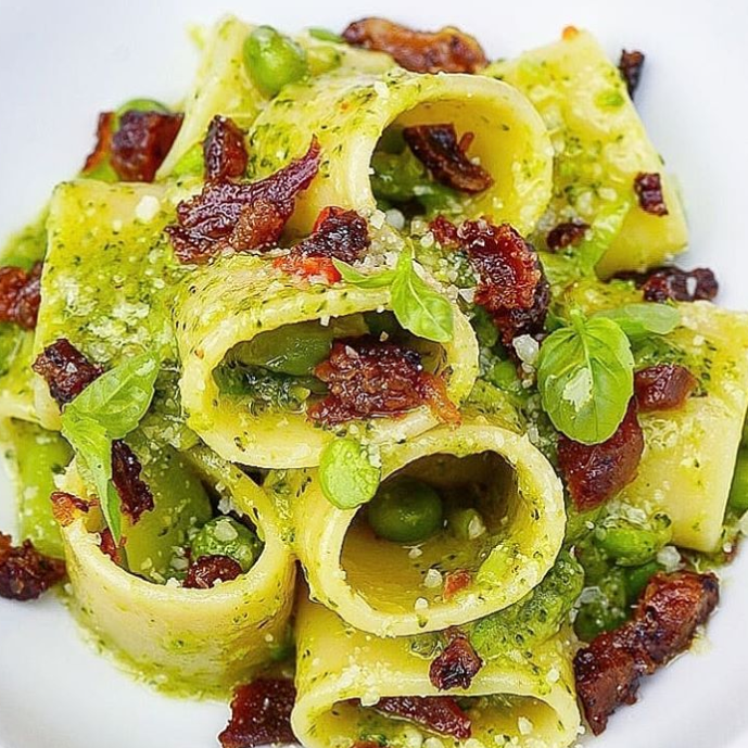 ricetta: pacchero con pesto di piselli